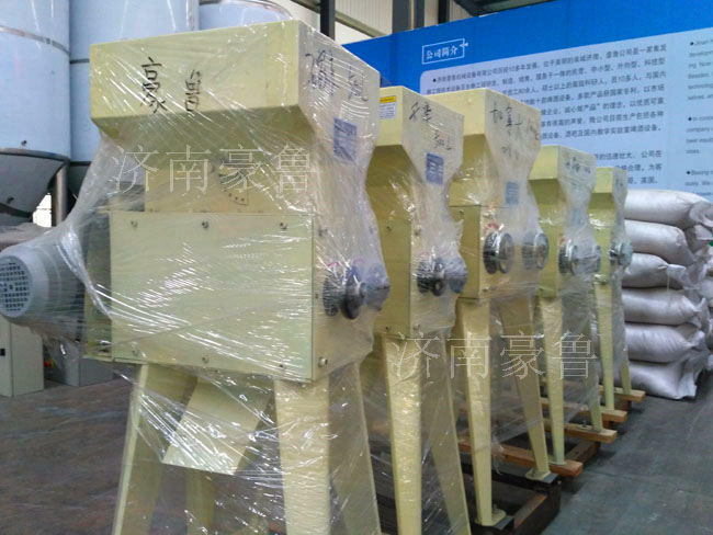 打包好等待發貨的啤酒設備